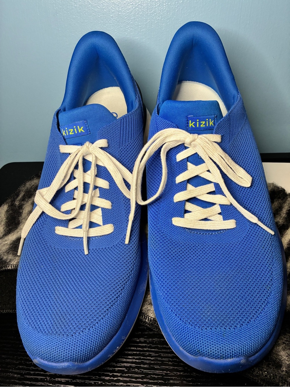 Kizik Athens hands-free Cobalt Blue Athletic Lace-Up Sneakers